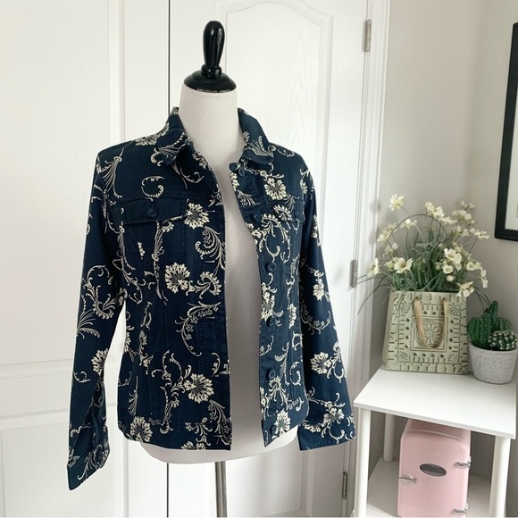 Pendleton Jackets & Blazers - Pendleton Floral Print Denim Jacket